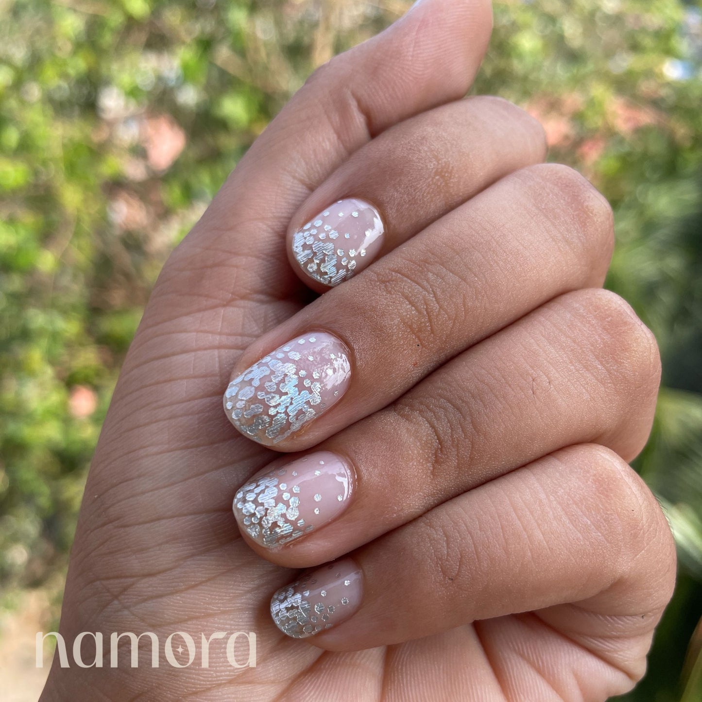 Silver Confetti - Namora