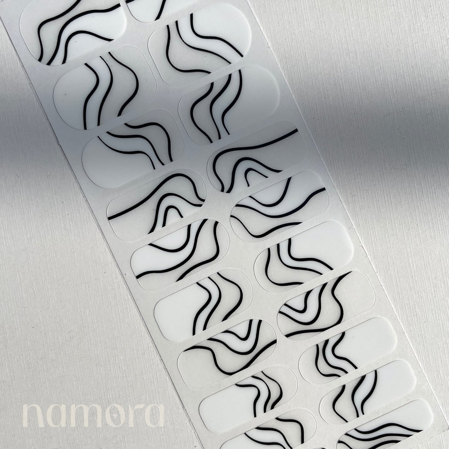 The Minimalist - Namora