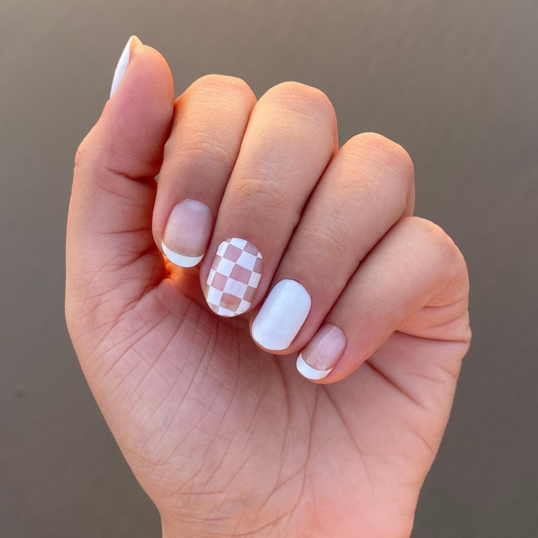 White Party nail art by  - Namora